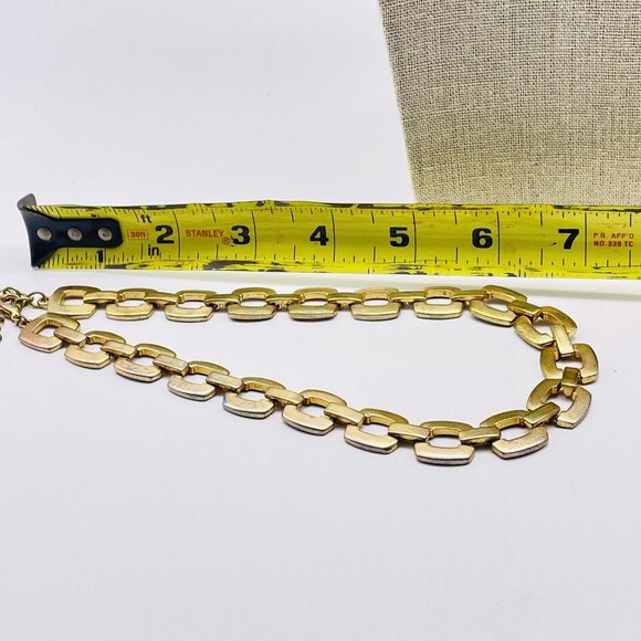 Square Link Chain Necklace Gold Tone Classic Classic Career Cosplay LARP - Picture 6 of 7